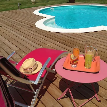 Domaine De Blaignac Bed & Breakfast